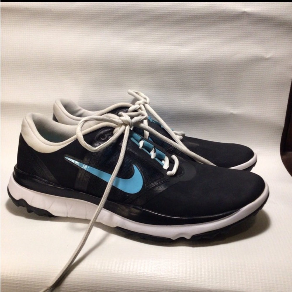 Nike Men's Black and Blue Athletic Shoes